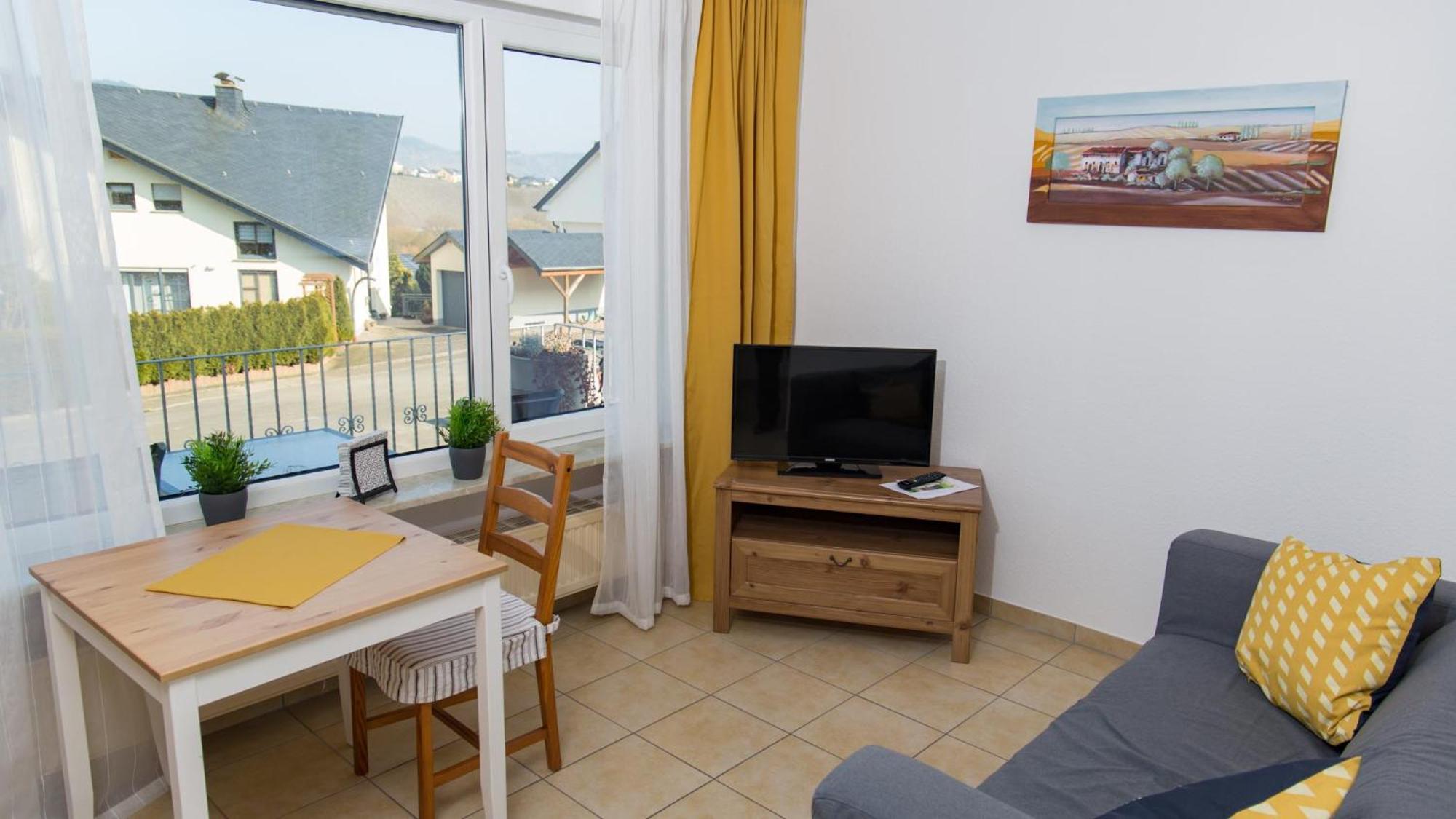 Weingut Roth Apartment Kindel Ngoại thất bức ảnh